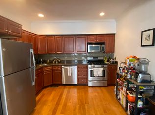 200 W 6th St #1, South Boston, MA 02127