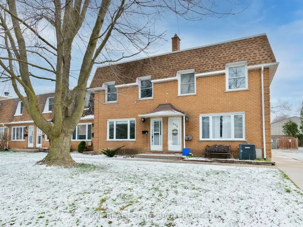 892 Notre Dame Dr, London, ON N6J 3C4