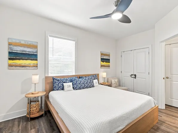 223 Hidden Lake Way #223, Pt Washington, FL 32459
