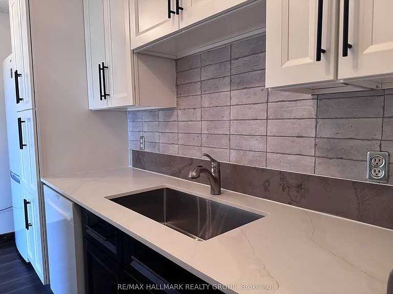 2400 Virginia Dr #510 — Photo 12