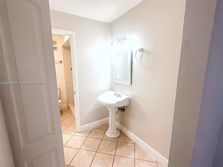 13273 SW 110th Ter #211 — Photo 13