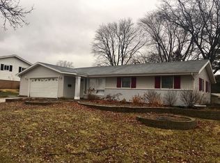 319 S Springinsguth Rd, Schaumburg, IL 60193