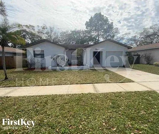2813 Eagle Run Cir S — Photo 1
