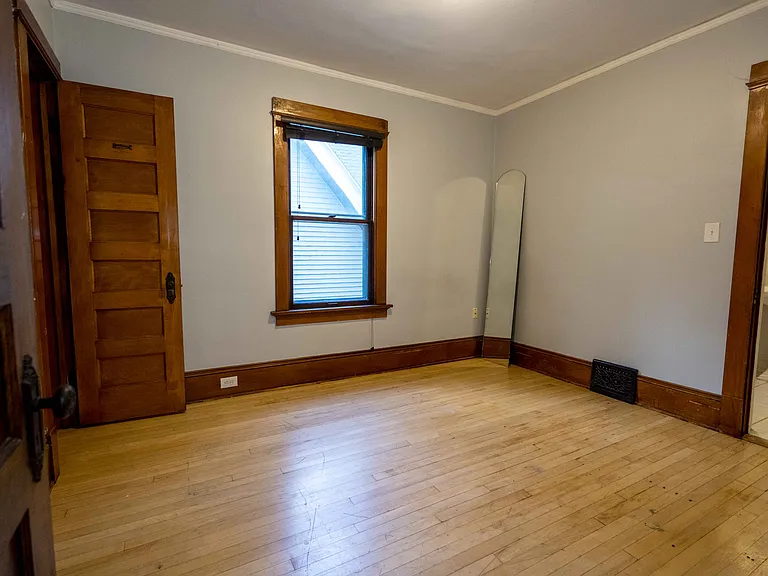 2942 N Newhall St #2942 — Photo 9