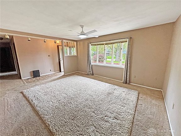 2nd image of 5400 Tamarack Trl