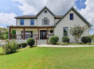 2334 Stratford Ln, Snellville, GA 30078