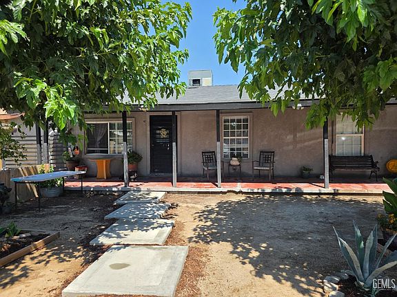 2nd image of 720 Pierce St