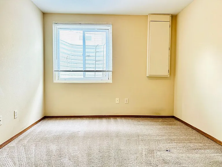 1110 Country Club Ln — Photo 16