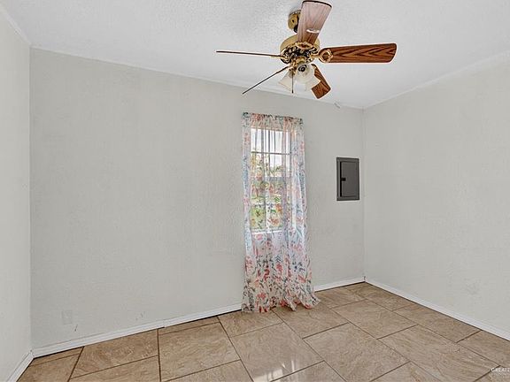 5th image of 4006 N Salinas St