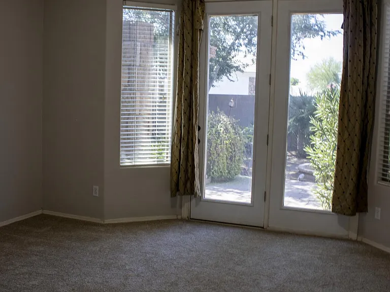 10321 W Windsor Ave — Photo 21