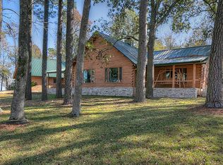 200 Imperial Cir, Coldspring, TX 77331