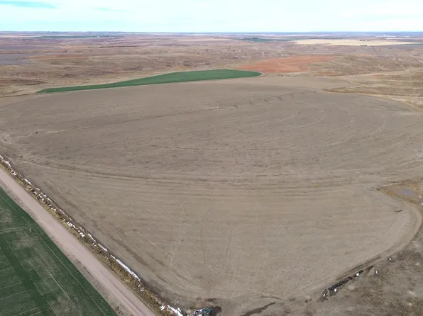 Pt Sw1/4 Sec #3-T3N-R33W, Trenton, NE 69044