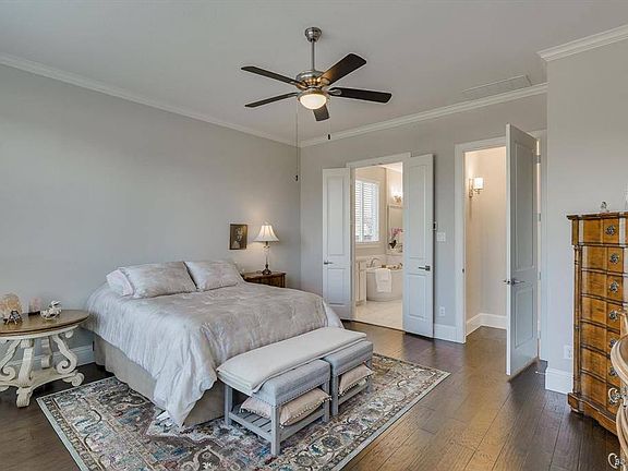 3rd image of 8300 Shoreacres Dr