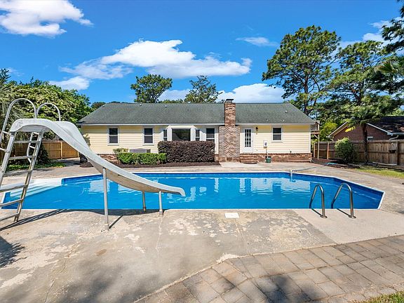 5th image of 108 Heritage Ln