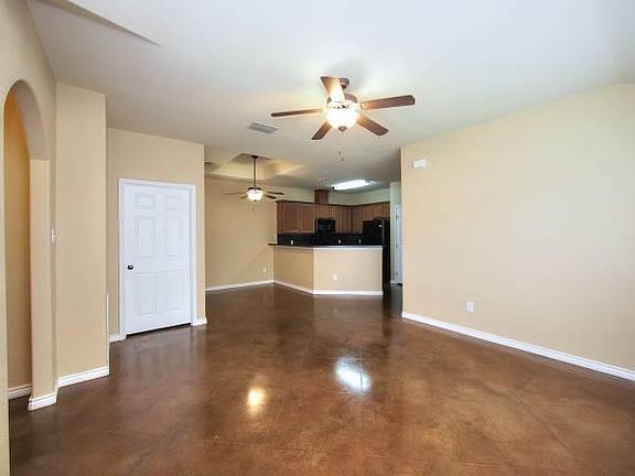 4th image of 6622 Rhine Dr #A