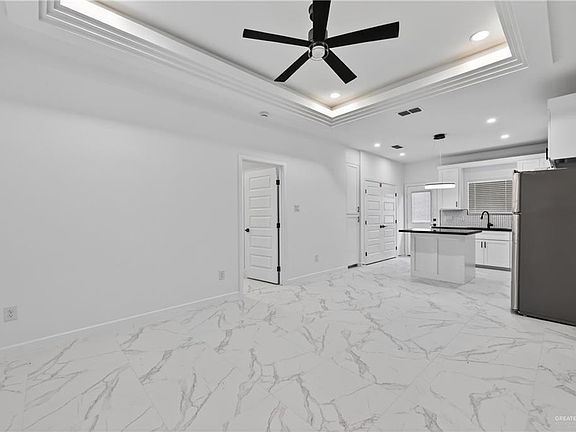 3rd image of 12504 N 39th St #4