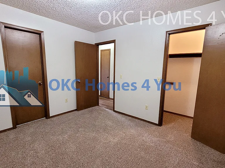 7020 Woodlake Dr — Photo 13