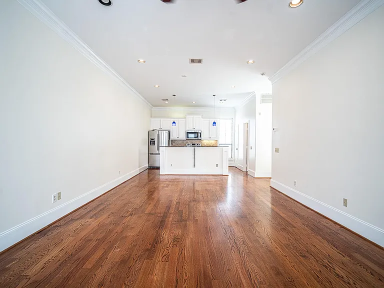 3119 Fairdale Oaks E — Photo 13
