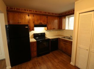 1 Circle St APT 1, Granite Falls, NC 28630