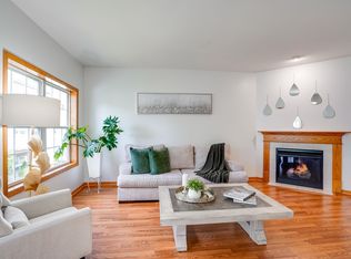 3833 Maple Grv, Madison, WI 53719