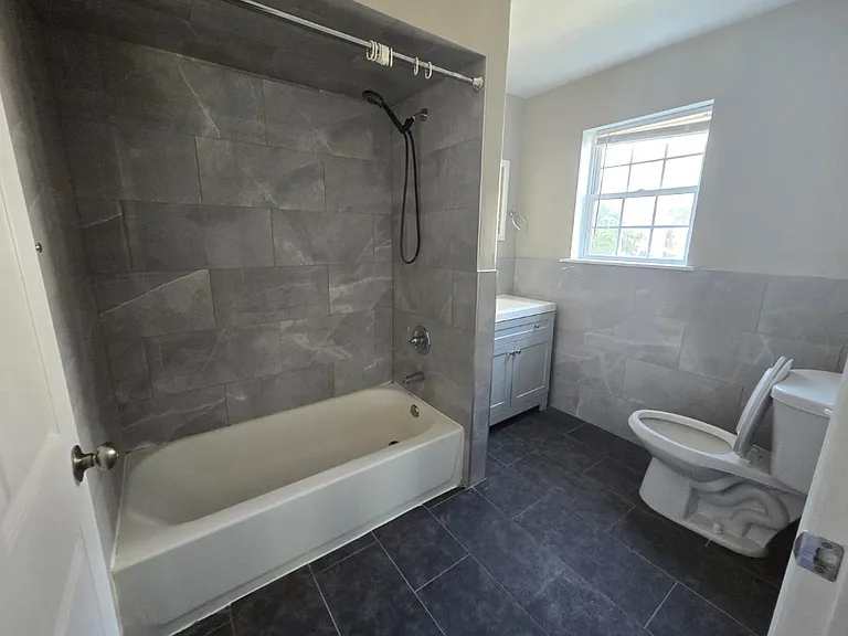 224 N Arlington Ave #2 — Photo 9