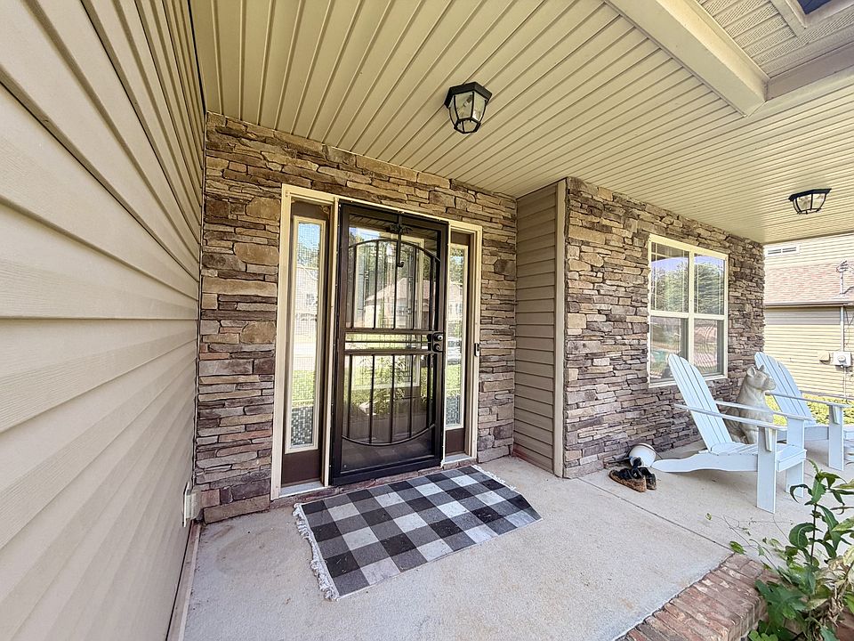 1st image of 3454 Bradfield Dr