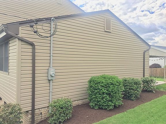 5th image of 104 Merriwood Dr