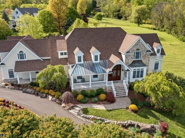 3 Wonderview Way, Clinton Twp., NJ 08833