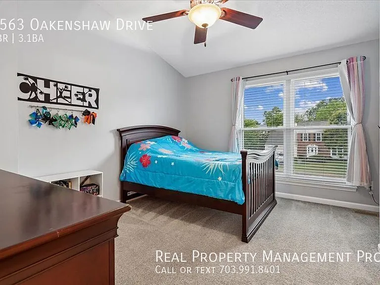 9563 Oakenshaw Dr — Photo 24