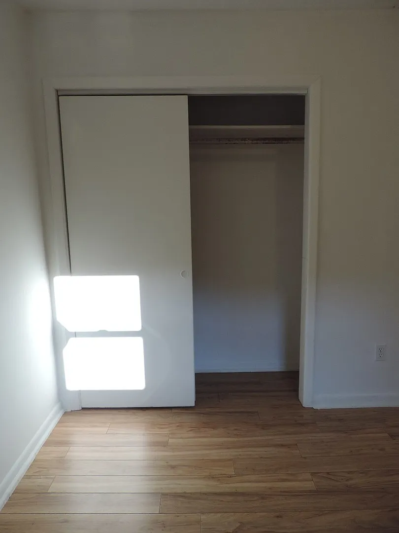 Great 3/1 Brick Ranch on Will Vannoy! Convenient Location! — Photo 3
