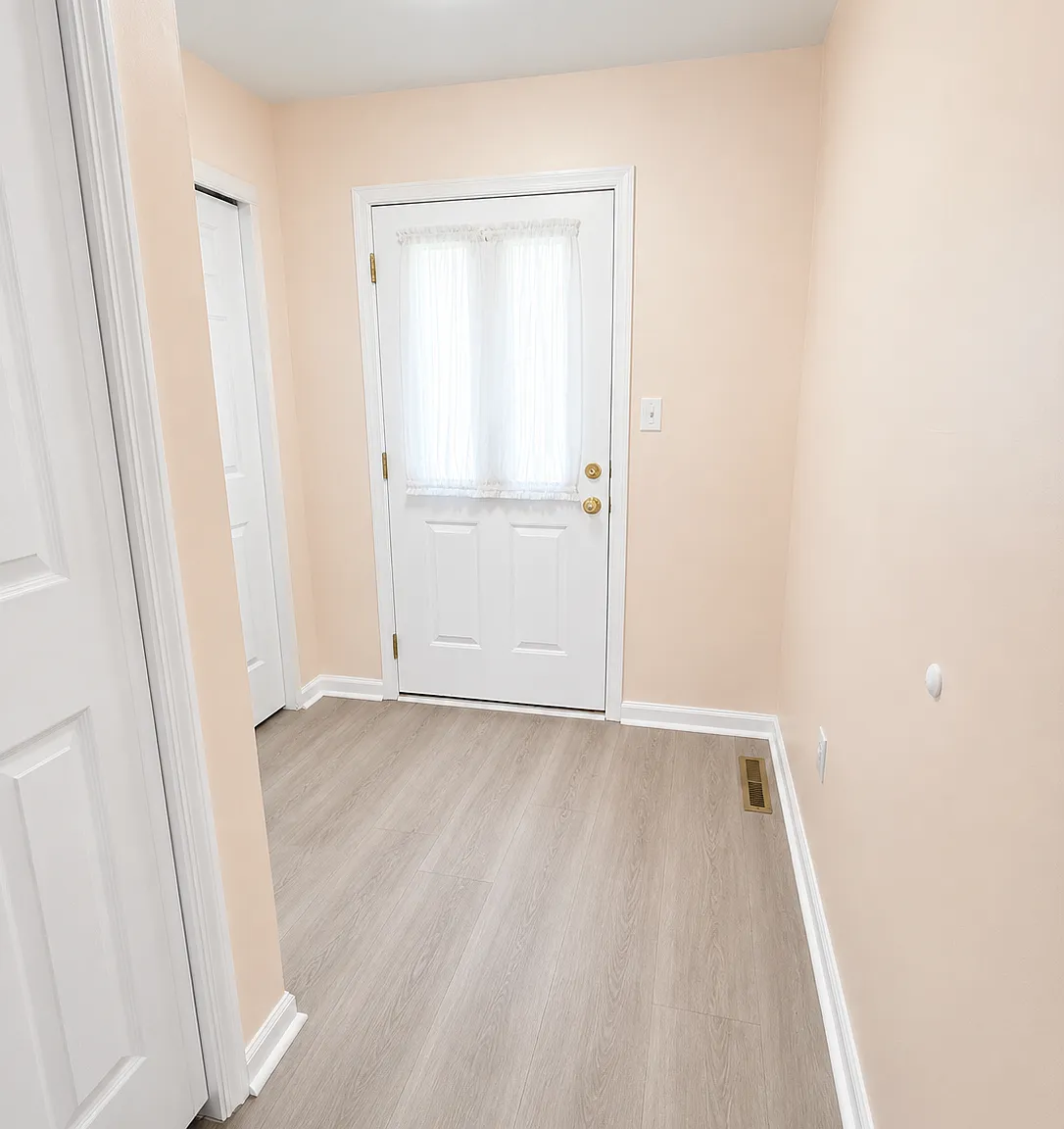 3 bed, 2.5 bath, 2000 sqft, $2,900 — Photo 4