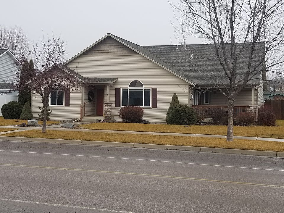 1st image of 3914 England Blvd
