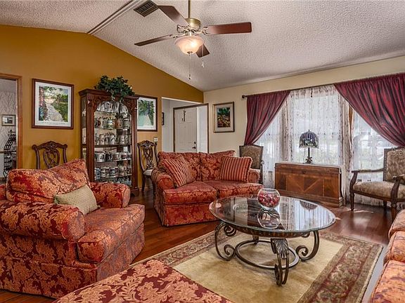 4th image of 2037 Apricot Dr