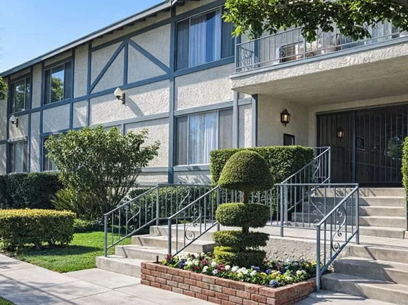 Laurel Canyon, 5747 Laurel Cyn Blvd APT 10, Valley Village, CA 91607