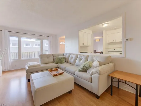 14 Williamsburg Rd #47, Kitchener, ON N2E 1W1