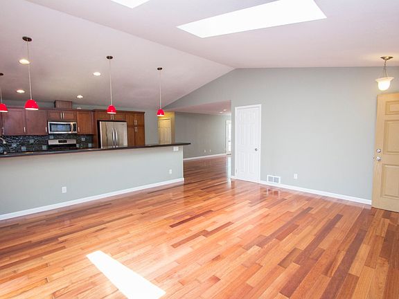 3rd image of 2835 Marietta St