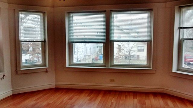 1st image of 3057 N Sawyer Ave APT 2