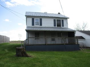 1343 Pine Grove Rd, Hanover, PA 17331