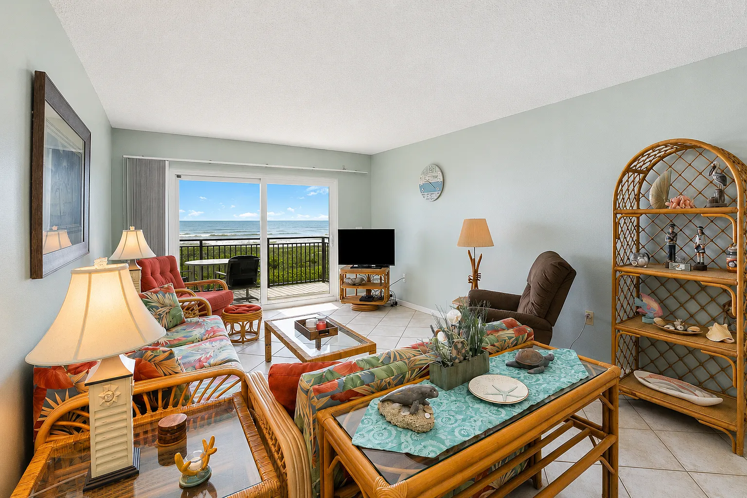 1 bed, 1.0 bath, 881 sqft, $2,350 — Photo 3