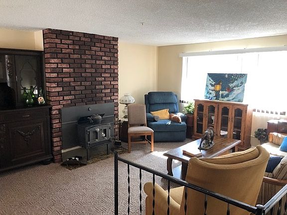 2nd image of 16420 W Laurel Dr