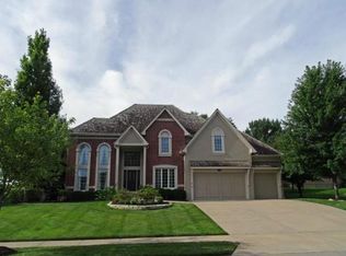 9604 Falcon Ridge Dr, Lenexa, KS 66220