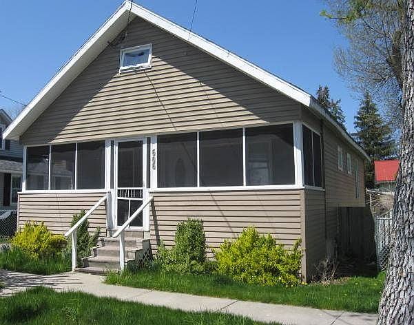 1st image of 606 E South St