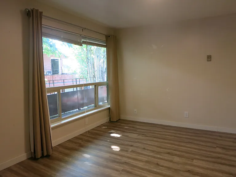 5620 University Way NE #HSE — Photo 6