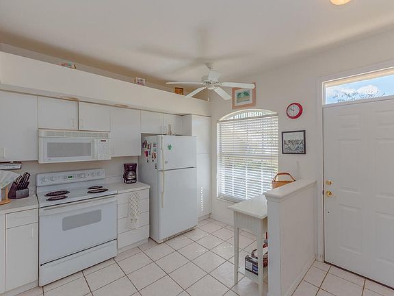 2nd image of 302 Newport Dr APT 1505