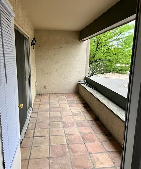 3750 N Country Club Rd #11 — Photo 7