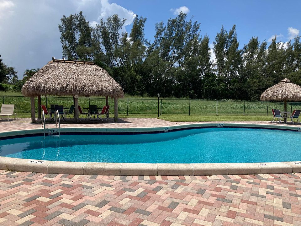 1st image of 1555 Palmland Drive