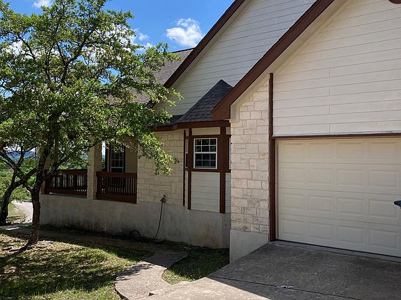 garage parking with auto door opener