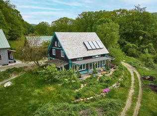 12 Wilde Rd, Shelburne Falls, MA 01370