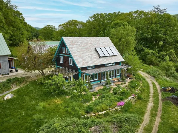 12 Wilde Rd, Shelburne Falls, MA 01370