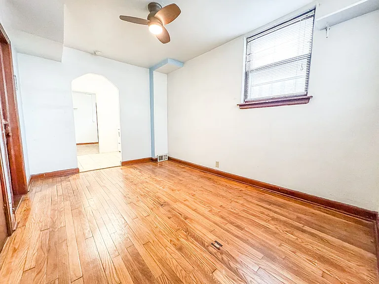 1901 Winnebago St. — Photo 3